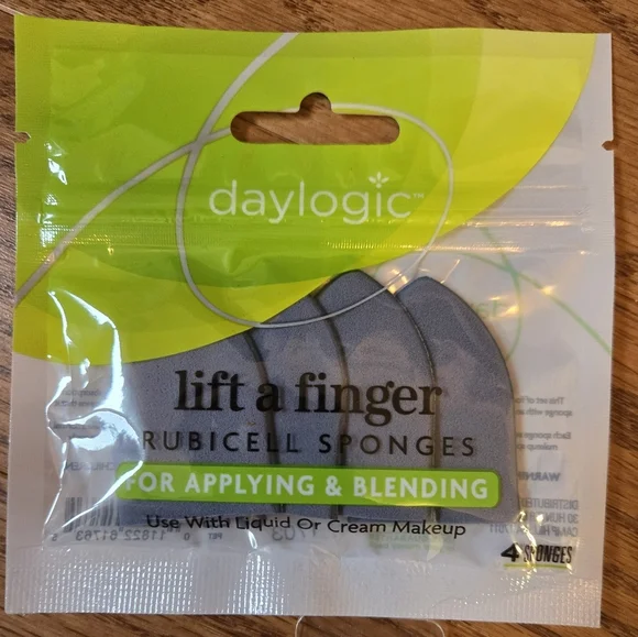 NEW DAYLOGIC Make-up Accessories - Picture 4 of 6